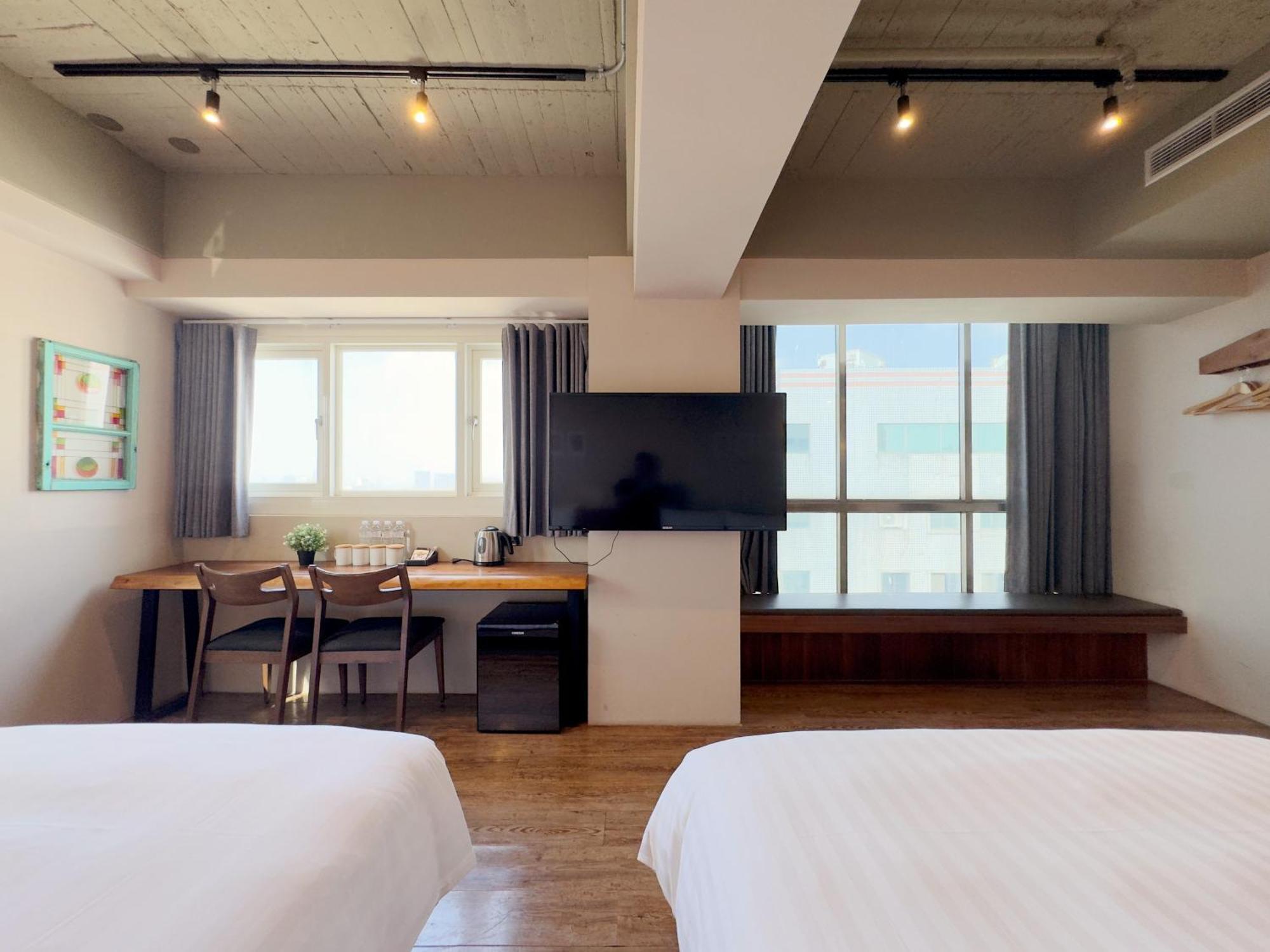 Roaders Hotel Tainan Chengda Dış mekan fotoğraf