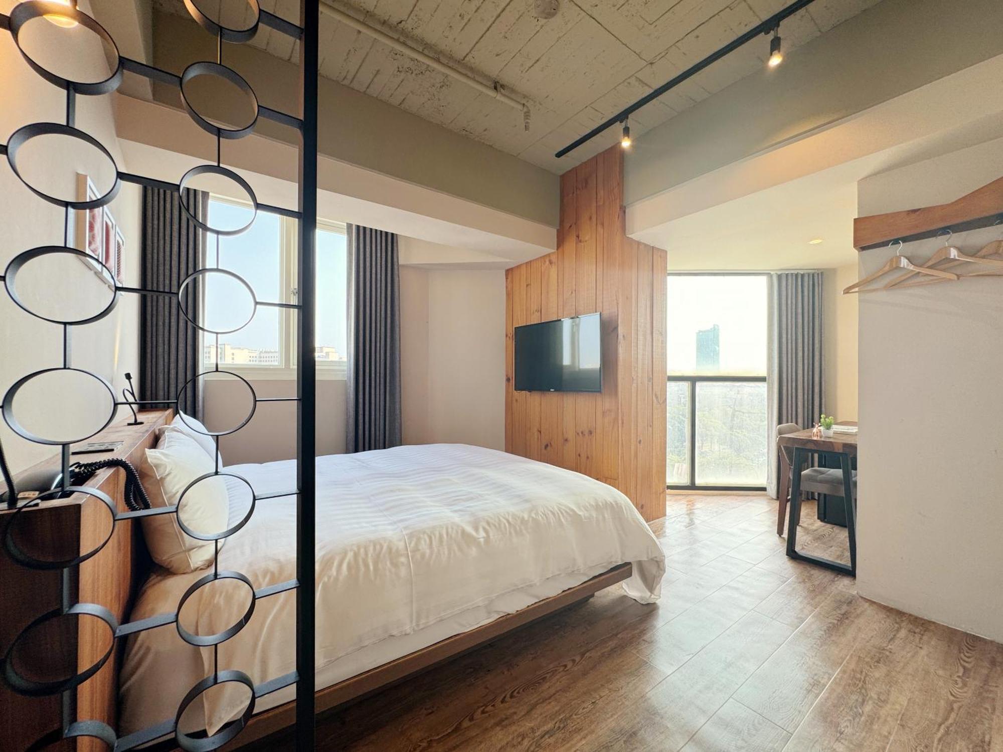 Roaders Hotel Tainan Chengda Dış mekan fotoğraf