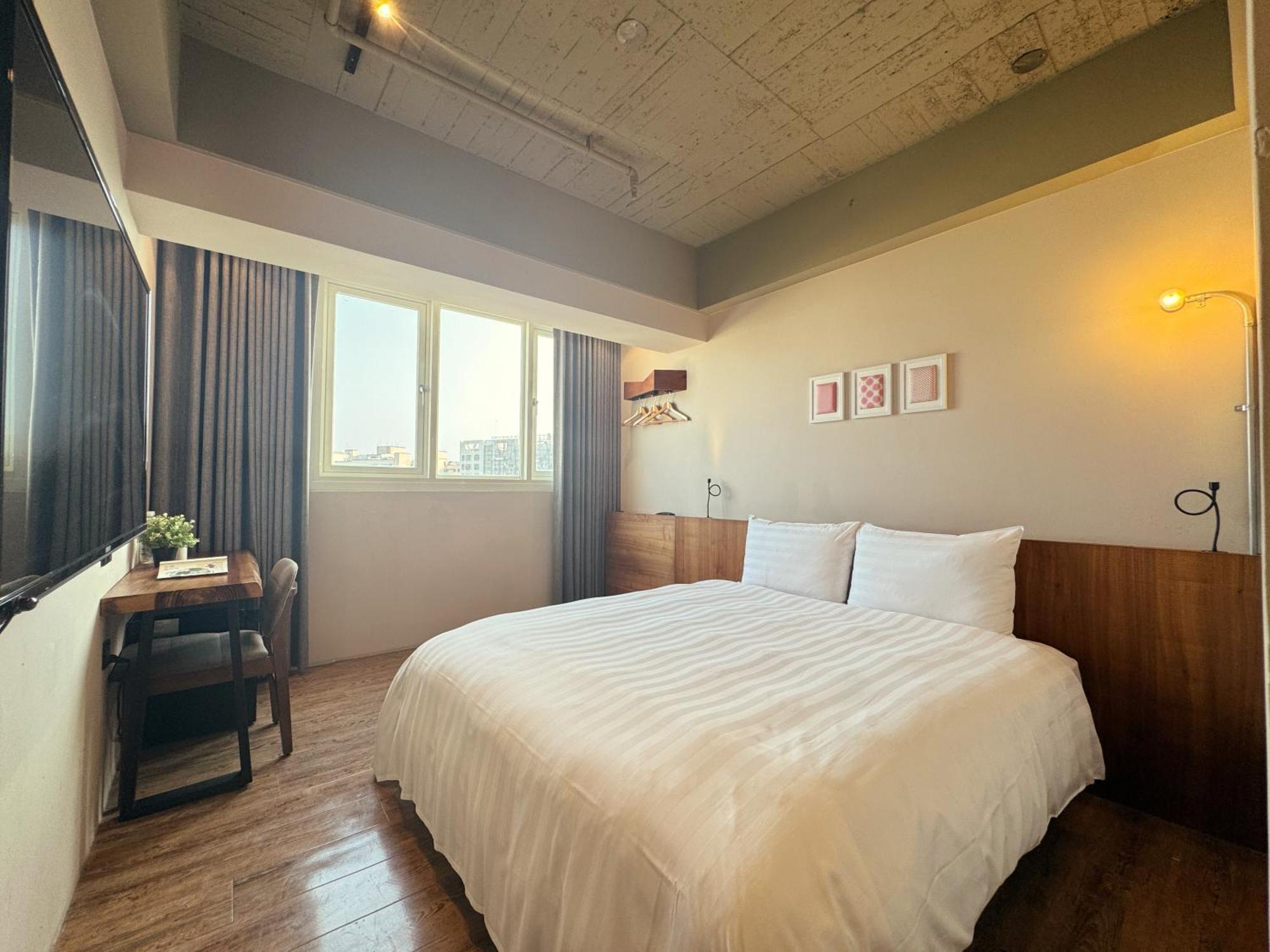 Roaders Hotel Tainan Chengda Dış mekan fotoğraf