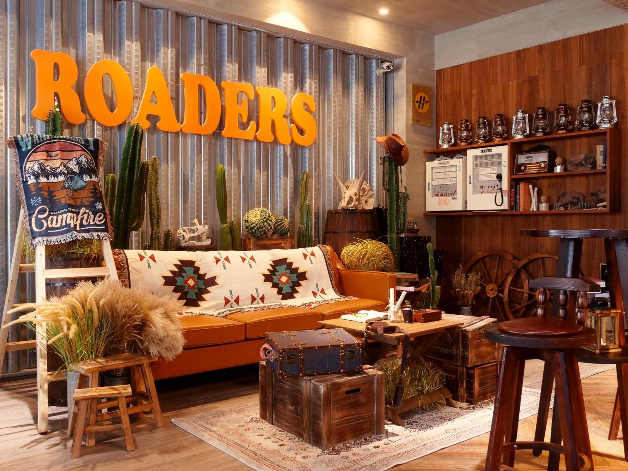Roaders Hotel Tainan Chengda Dış mekan fotoğraf