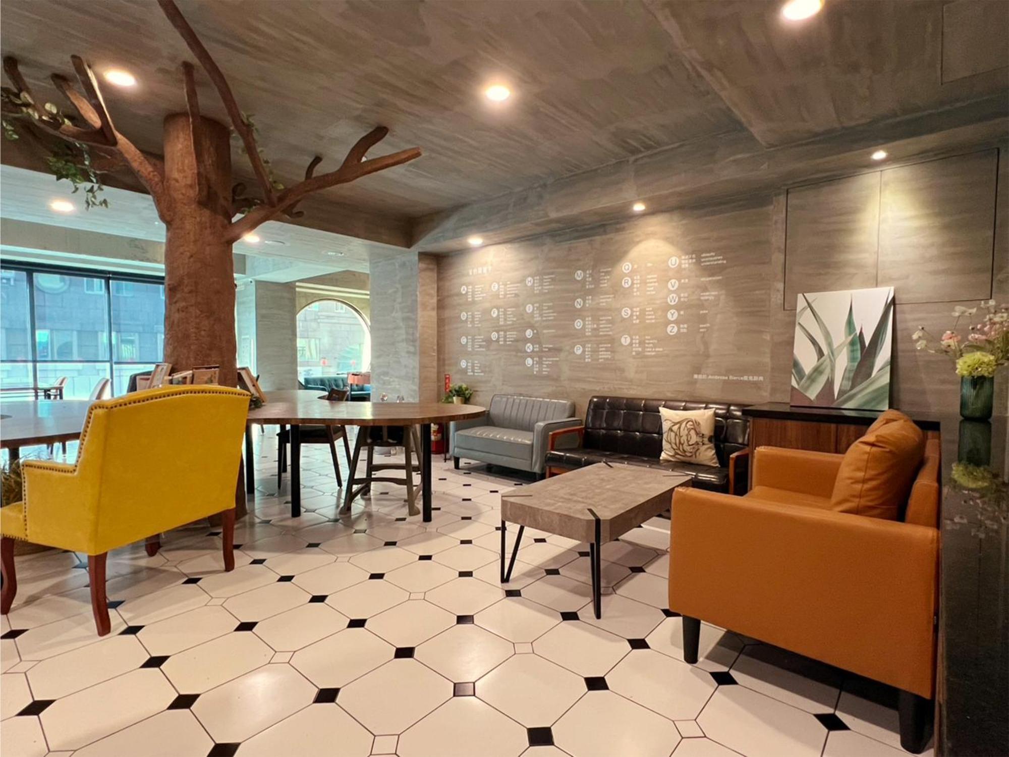 Roaders Hotel Tainan Chengda Dış mekan fotoğraf